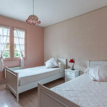 Maison Spacieuse Et Calme A - Ideale Famille Ou Amis, Proche Et Activites - Fr-1-319-66 *