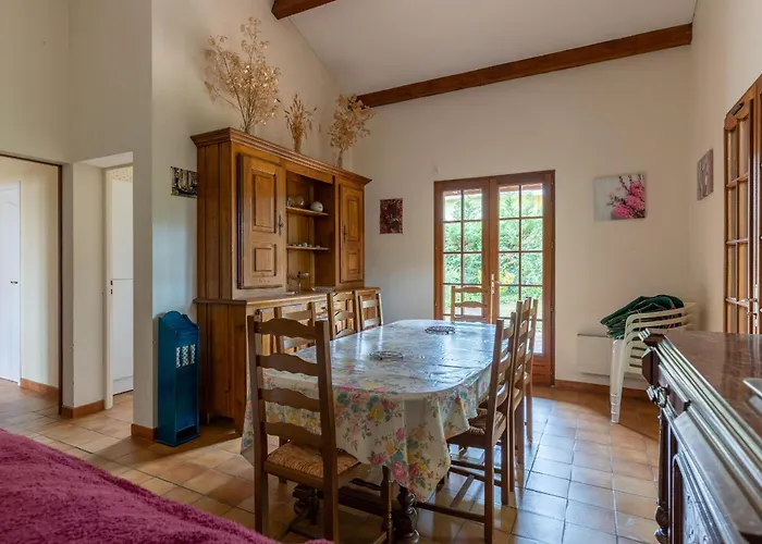 Vila Maison Spacieuse Et Calme A - Ideale Famille Ou Amis, Proche Et Activites - Fr-1-319-66